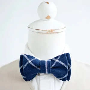 Boy's Bow Tie / Navy Linen Window Pane