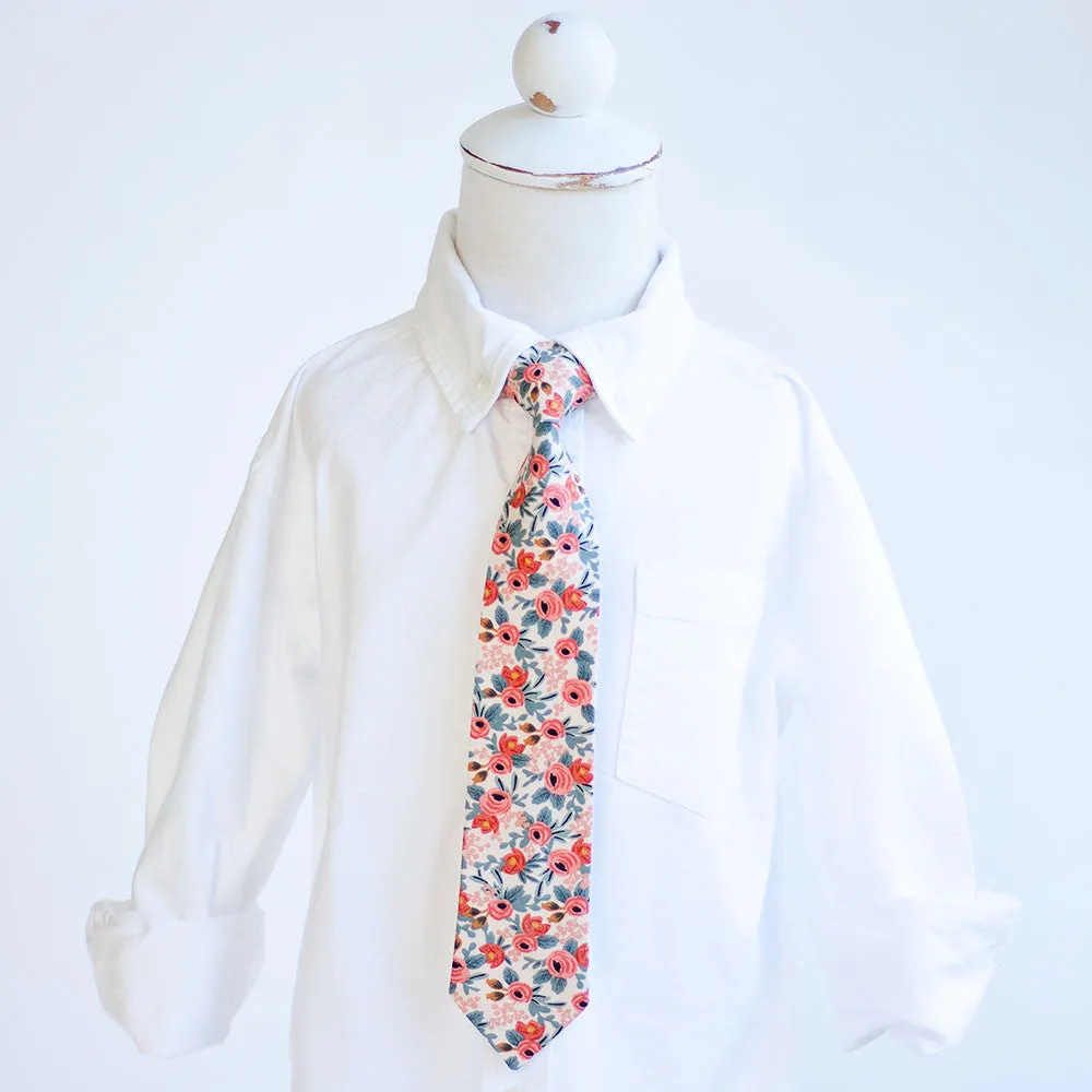 Boy's Necktie / Rosa In Peach