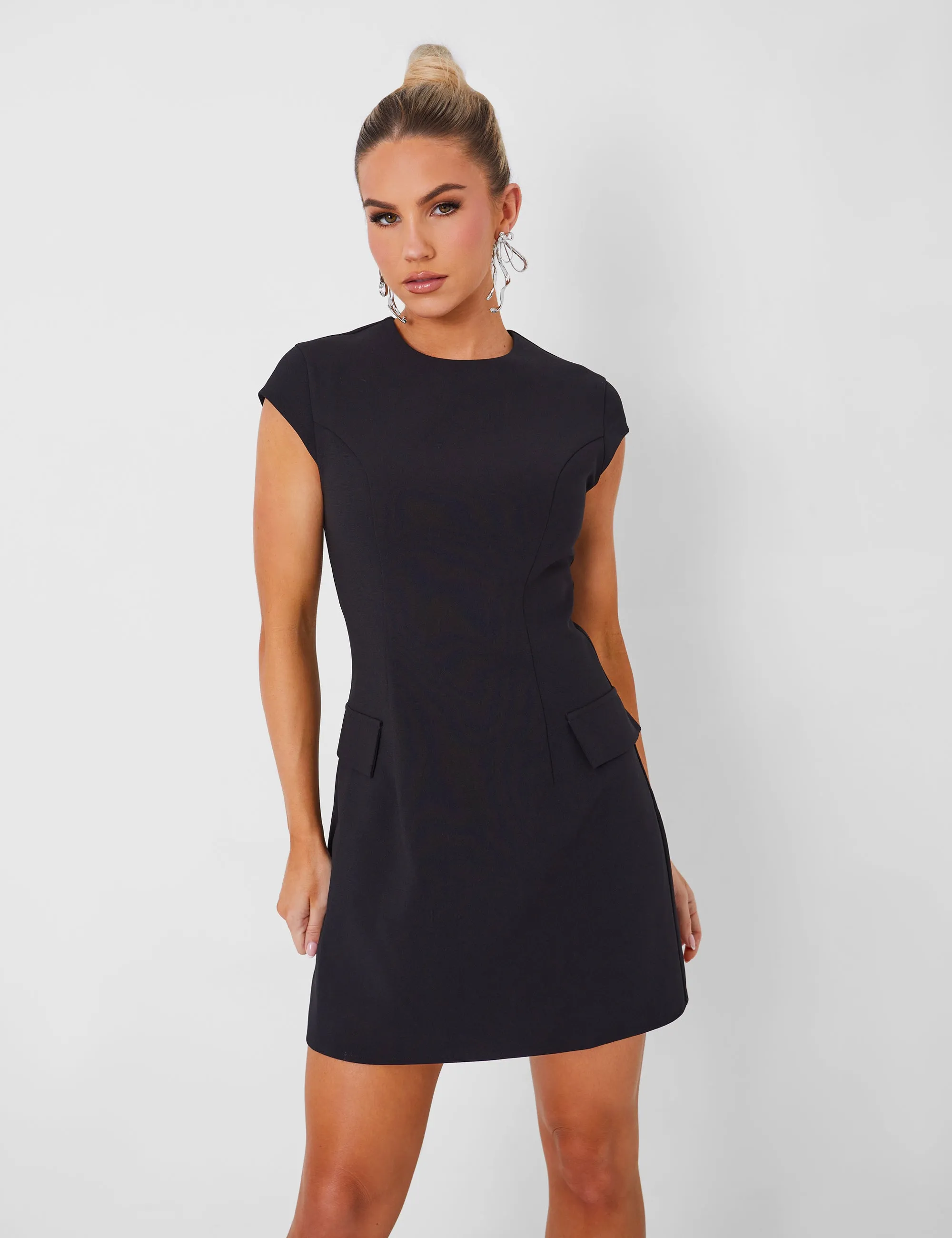 Kaiia Tailored Pocket Detail Mini Shift Dress in Black