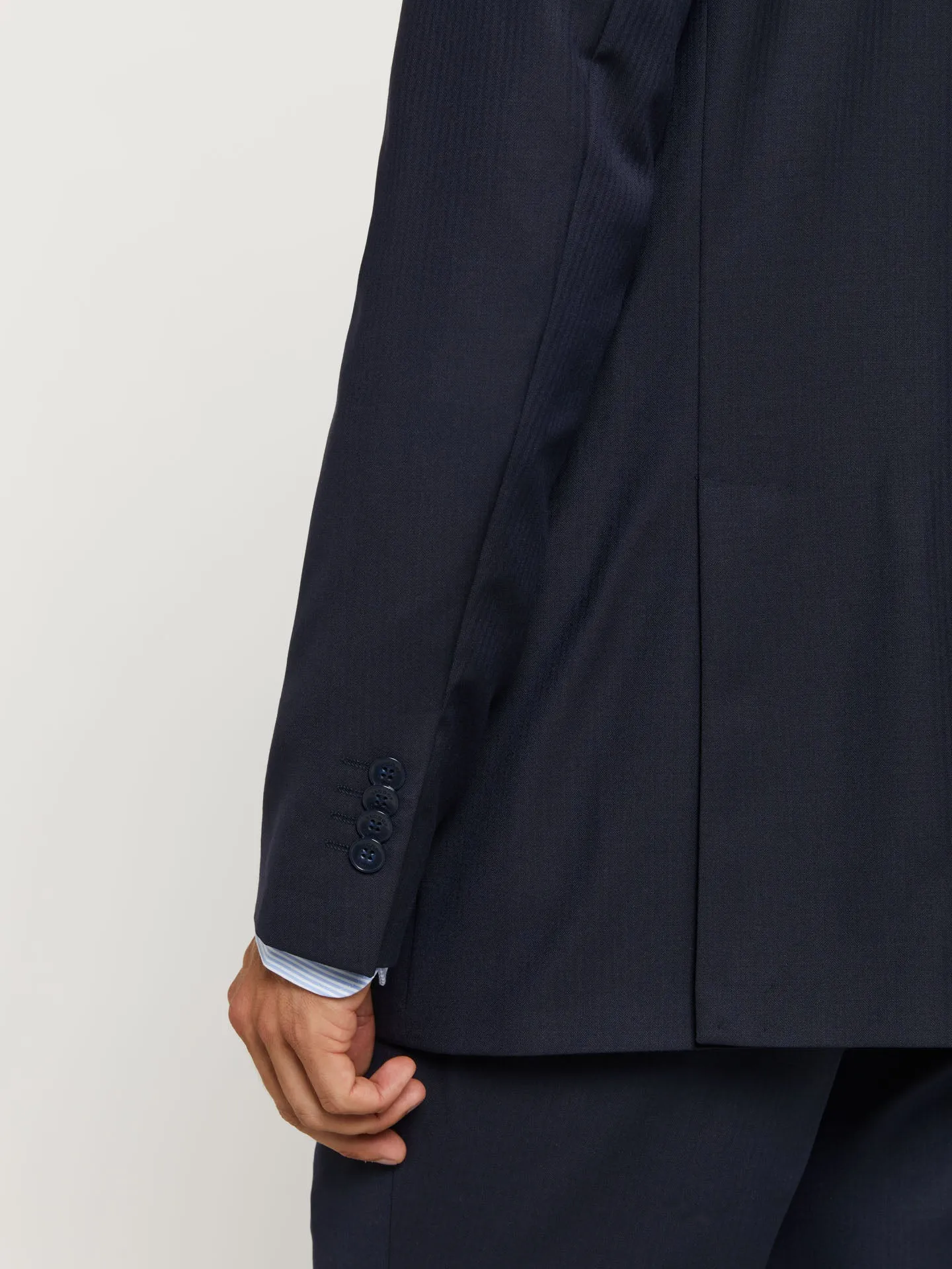 Slim fit 4 seasons herringbone suit